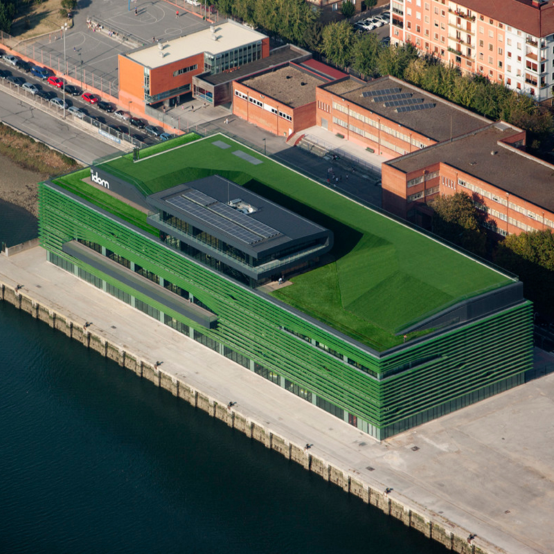 https://pontarolo.si/wp-content/uploads/2020/11/Tetto-verde-Bilbao3.jpg